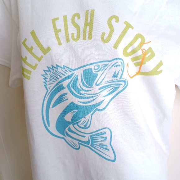 Unisex Heavy Cotton Tee. "Reel Fish Story." Size Medium - Picture 6 of 9